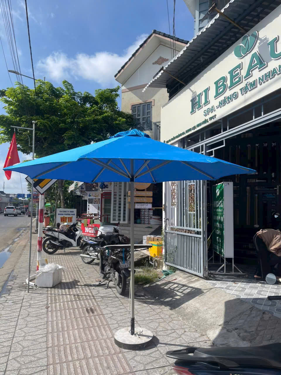 Dù che nắng ngoài trời thanh lý giá rẻ - mẫu dù tròn 3m