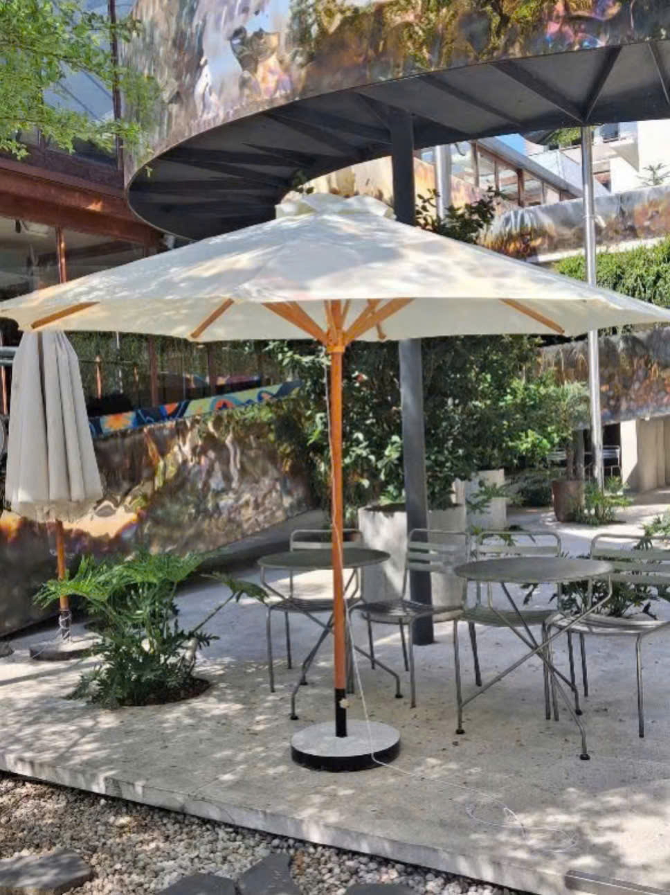 Top 10 Mẫu Dù Che Nắng Quán Cafe Tại Ninh Bình Đẹp, Chuyên Nghiệp Nhất 2025 6 Dù Gỗ Chính Tâm Giá Rẻ, Đẹp, Chất Lượng - Mẫu Dù 2025 Từ Long Châu